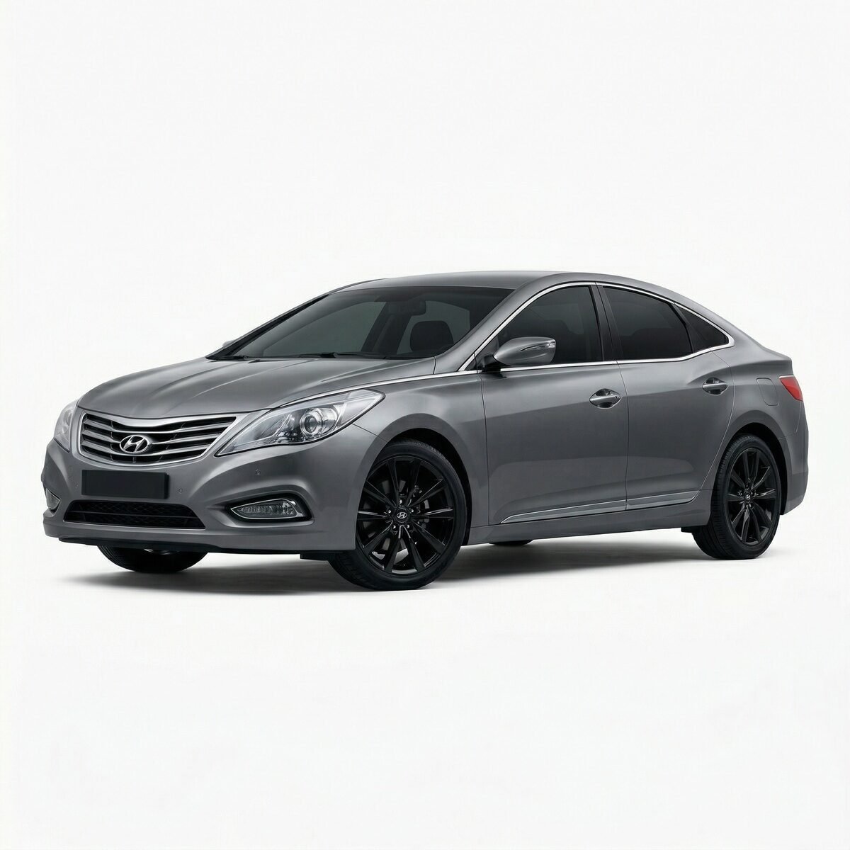 Hyundai Grandeur grise, la voiture PINAL, conduite par Bassirou Ba