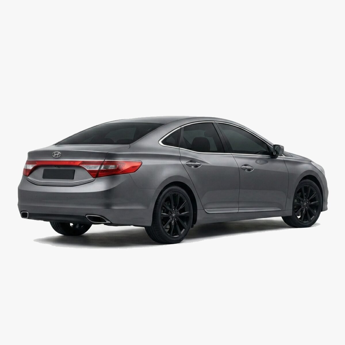 Hyundai Grandeur grise vue de trois quarts arrière, jantes noires